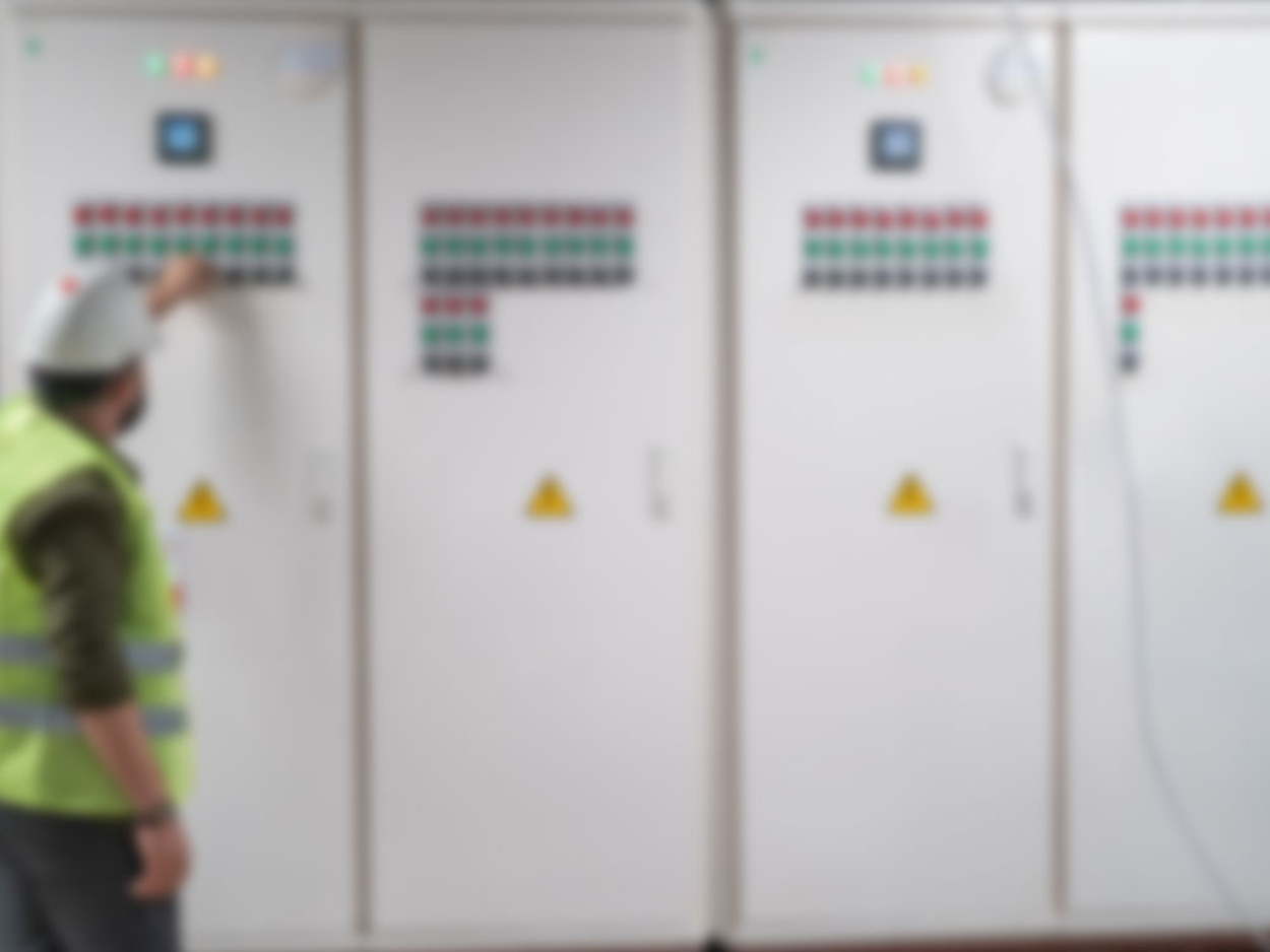 Mittel&shy;spannungs&shy;anlagen bei Elektroservice Weber in Kirchsteitz